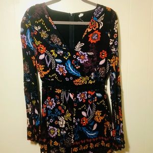 SeaGypsies size small jumper shorts